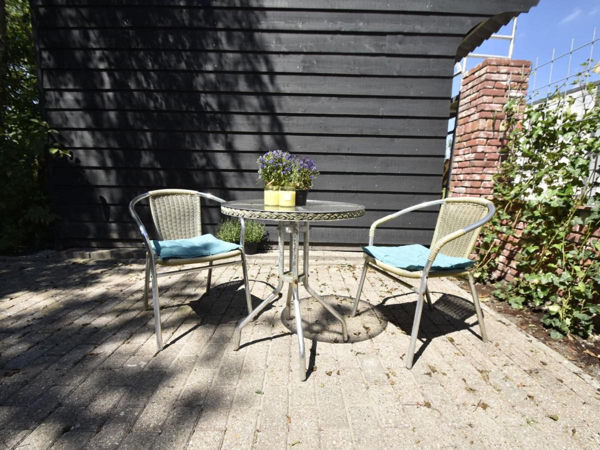 Apartment In Sint Maartensbrug With Garden Dış mekan fotoğraf